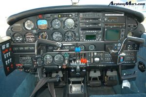 Piper PA-44 SeminoleǱ